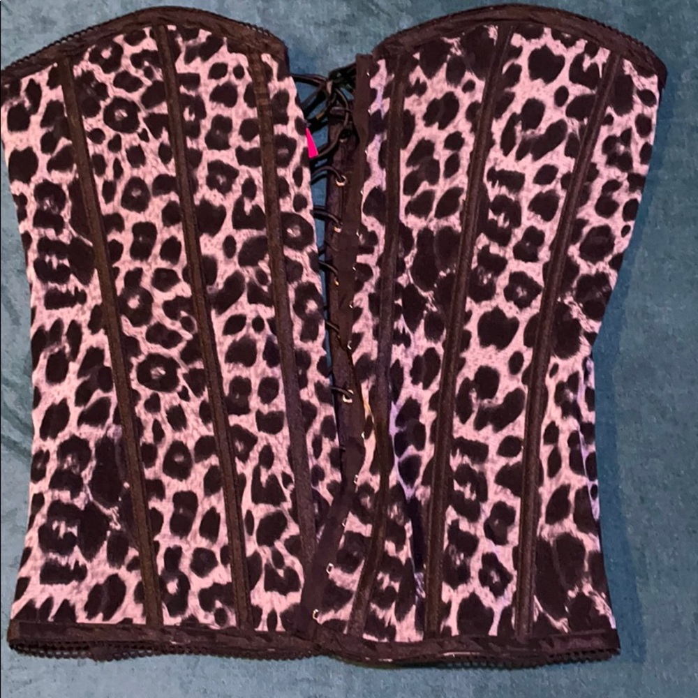Leopard print corset
